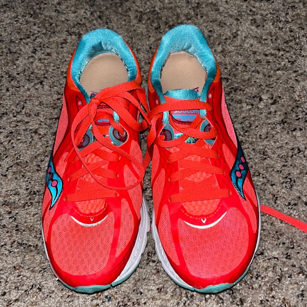 Woman’s Saucing Kinvara size 7.5 gently used